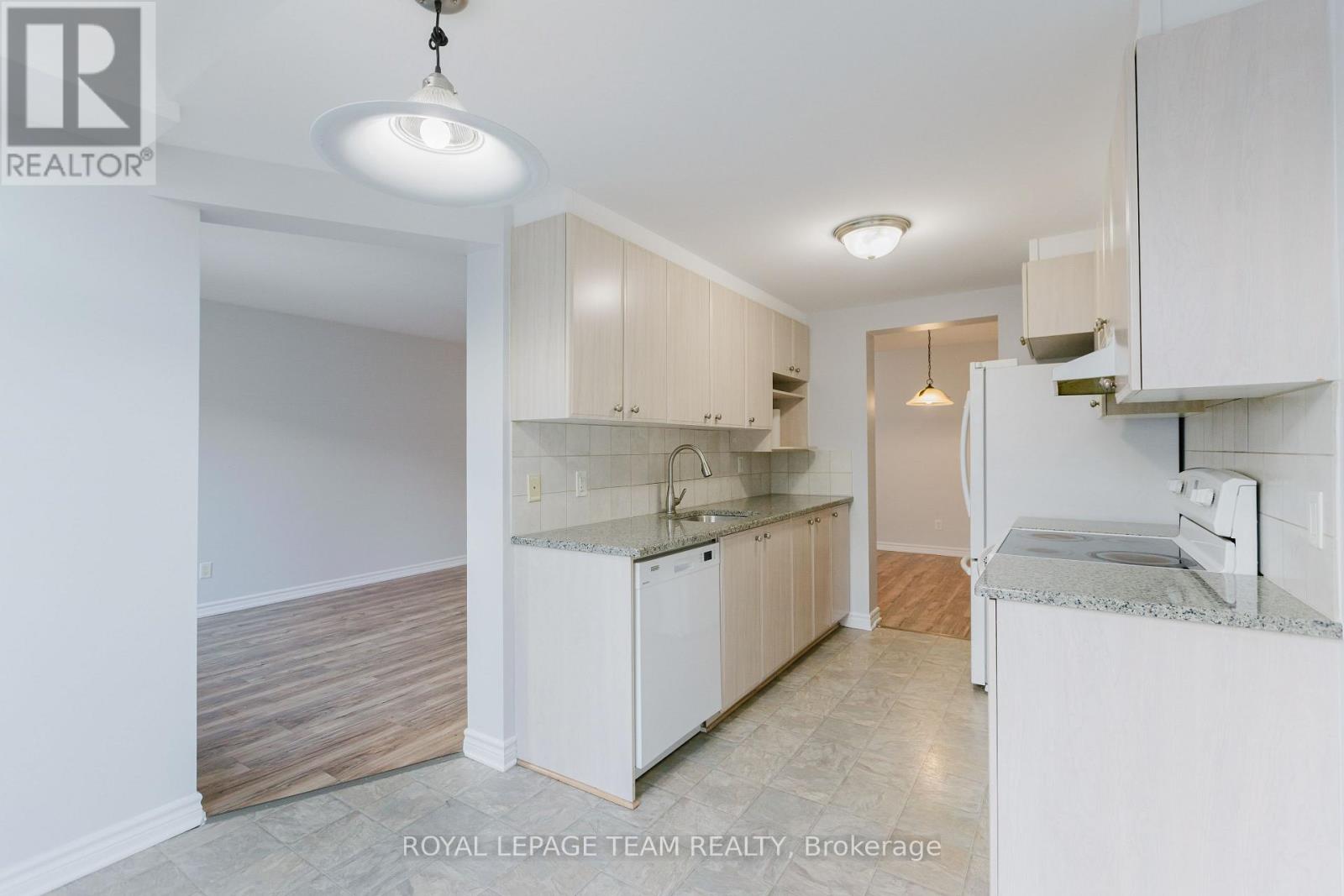 254 Serena Way, Ottawa, Ontario  K2G 4P6 - Photo 12 - X12484814