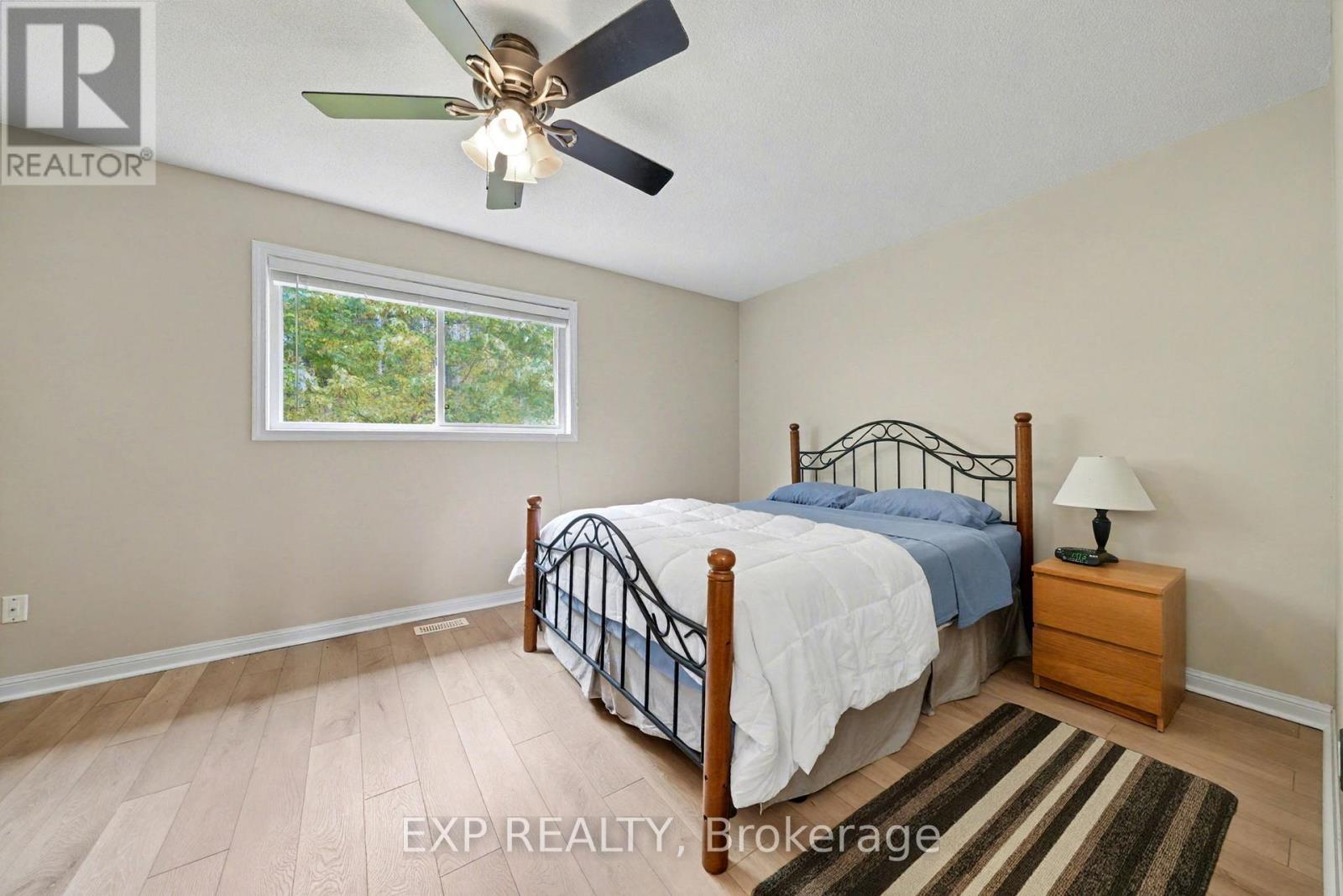 56 Hawthorne Crescent, Barrie (Ardagh), Ontario  L4N 9Y7 - Photo 26 - S12484804