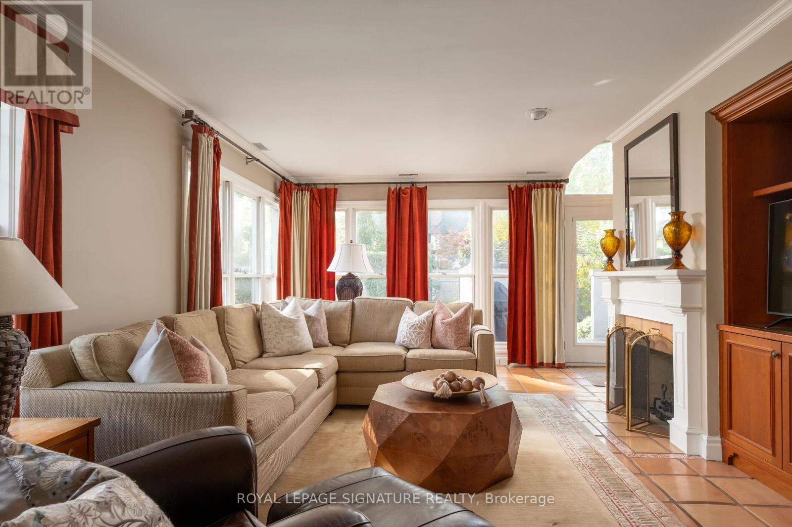 51 Strath Avenue, Toronto, Ontario  M8X 1R4 - Photo 13 - W12484806
