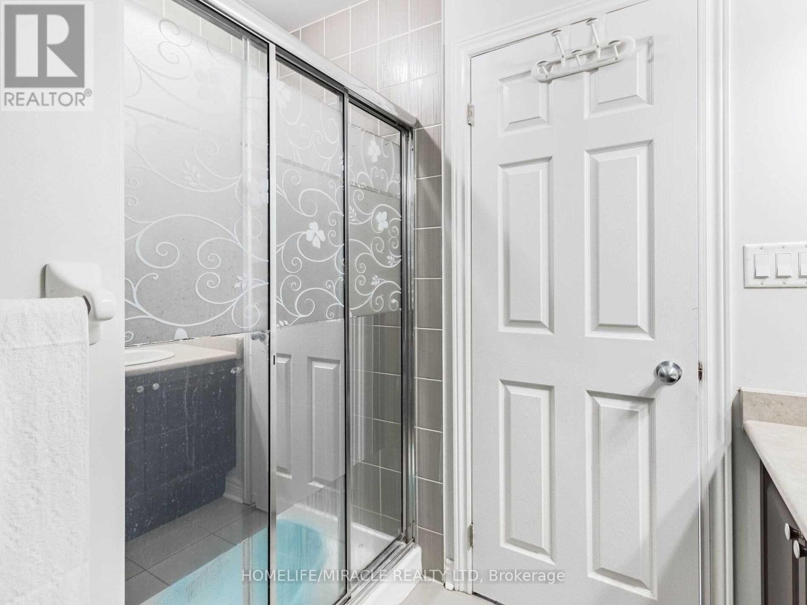 6 Cedarcrest Street, Caledon, Ontario  L7C 3M8 - Photo 17 - W12484813