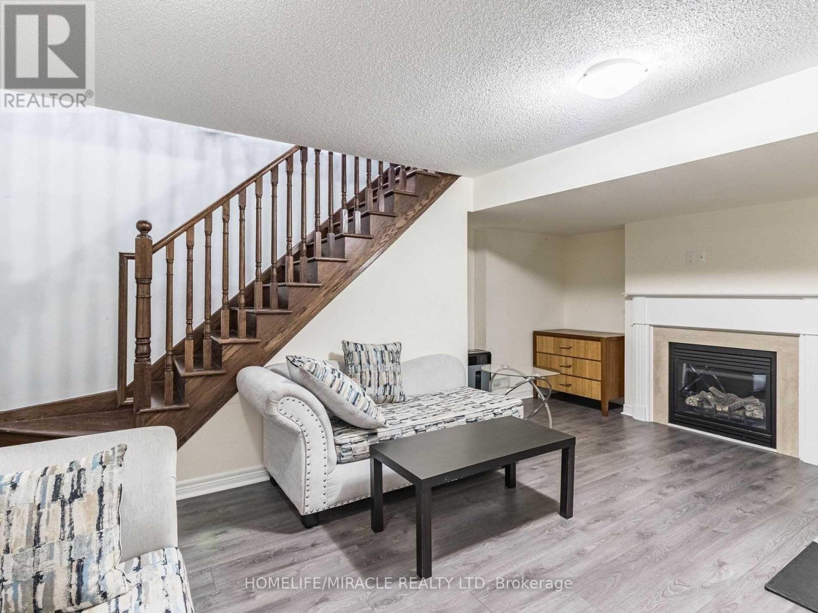 6 Cedarcrest Street, Caledon, Ontario  L7C 3M8 - Photo 22 - W12484813