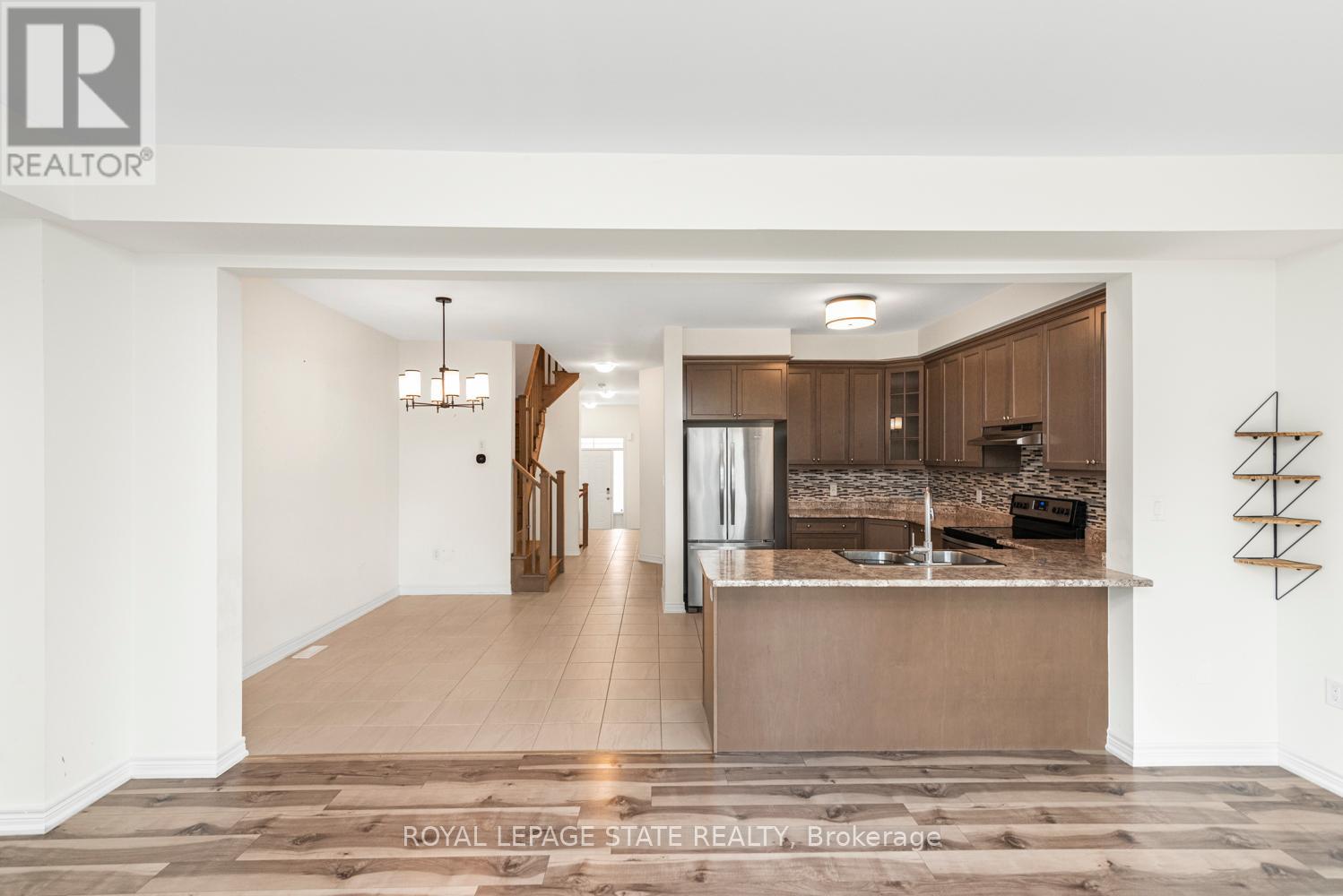 19 Bradbury Road, Hamilton, Ontario  L8L 0L1 - Photo 21 - X12484762