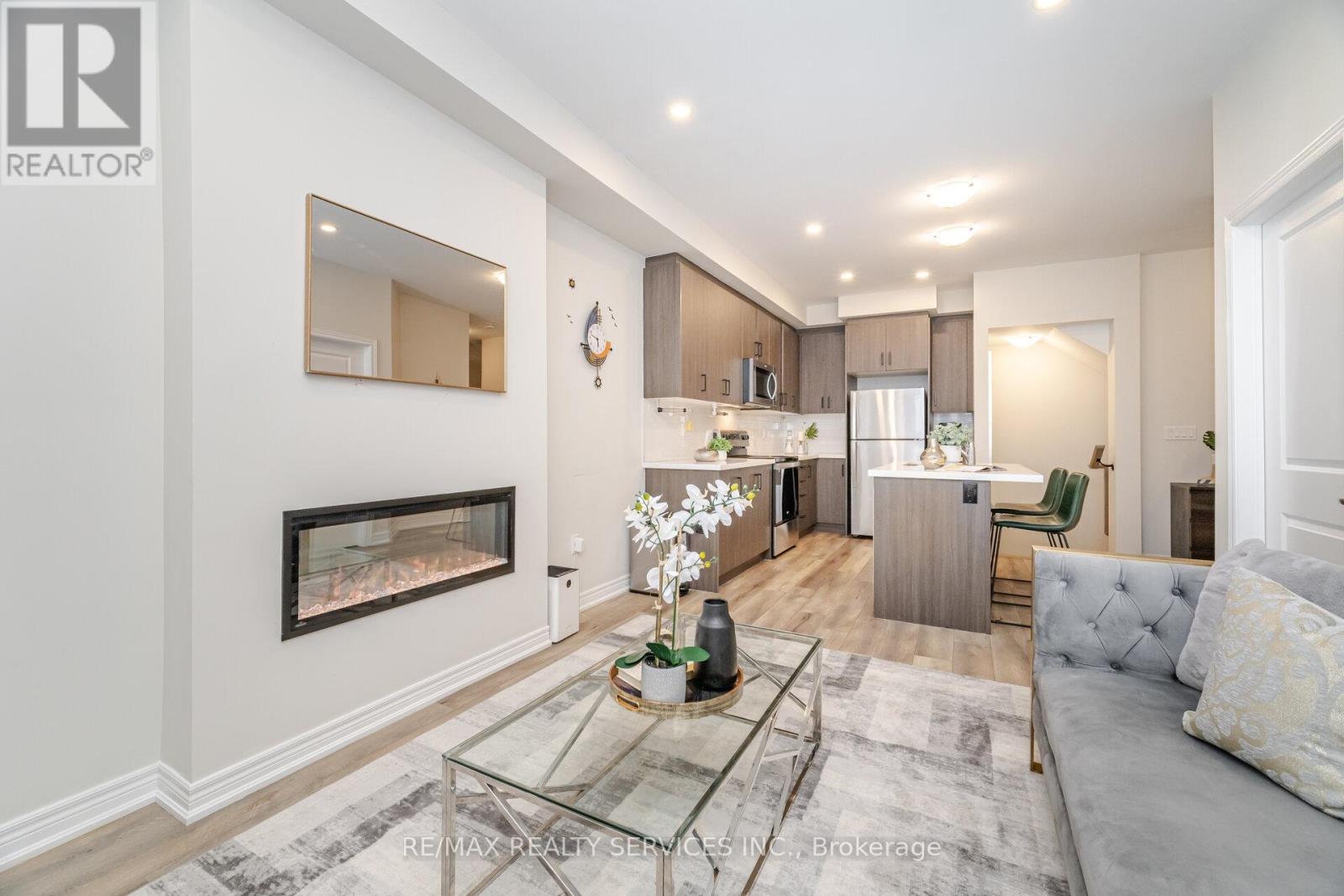3 - 40 Zinfandel Drive, Hamilton, Ontario  L8E 0L1 - Photo 17 - X12484763