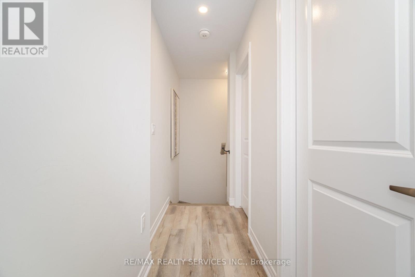 3 - 40 Zinfandel Drive, Hamilton, Ontario  L8E 0L1 - Photo 27 - X12484763