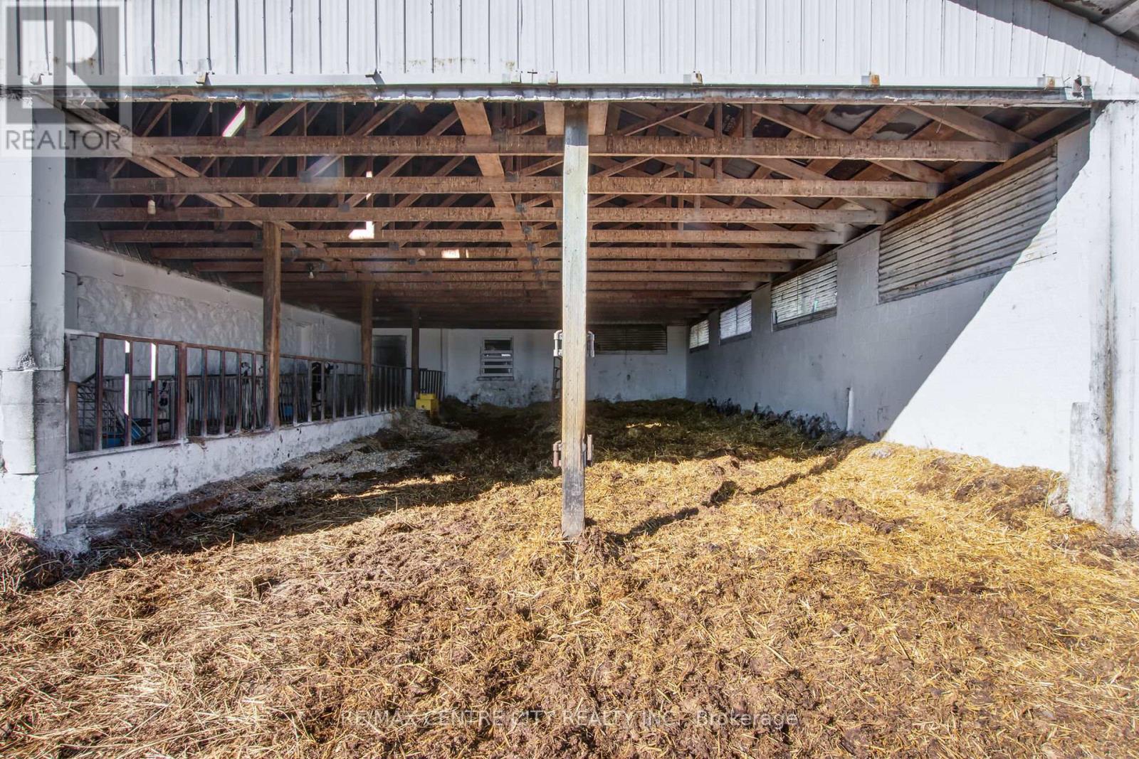 1048 Fifth Line, Selwyn, Ontario  K9J 6X2 - Photo 13 - X12484305