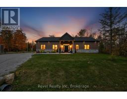 2 SEGUIN CRESCENT, Tiny, Ontario