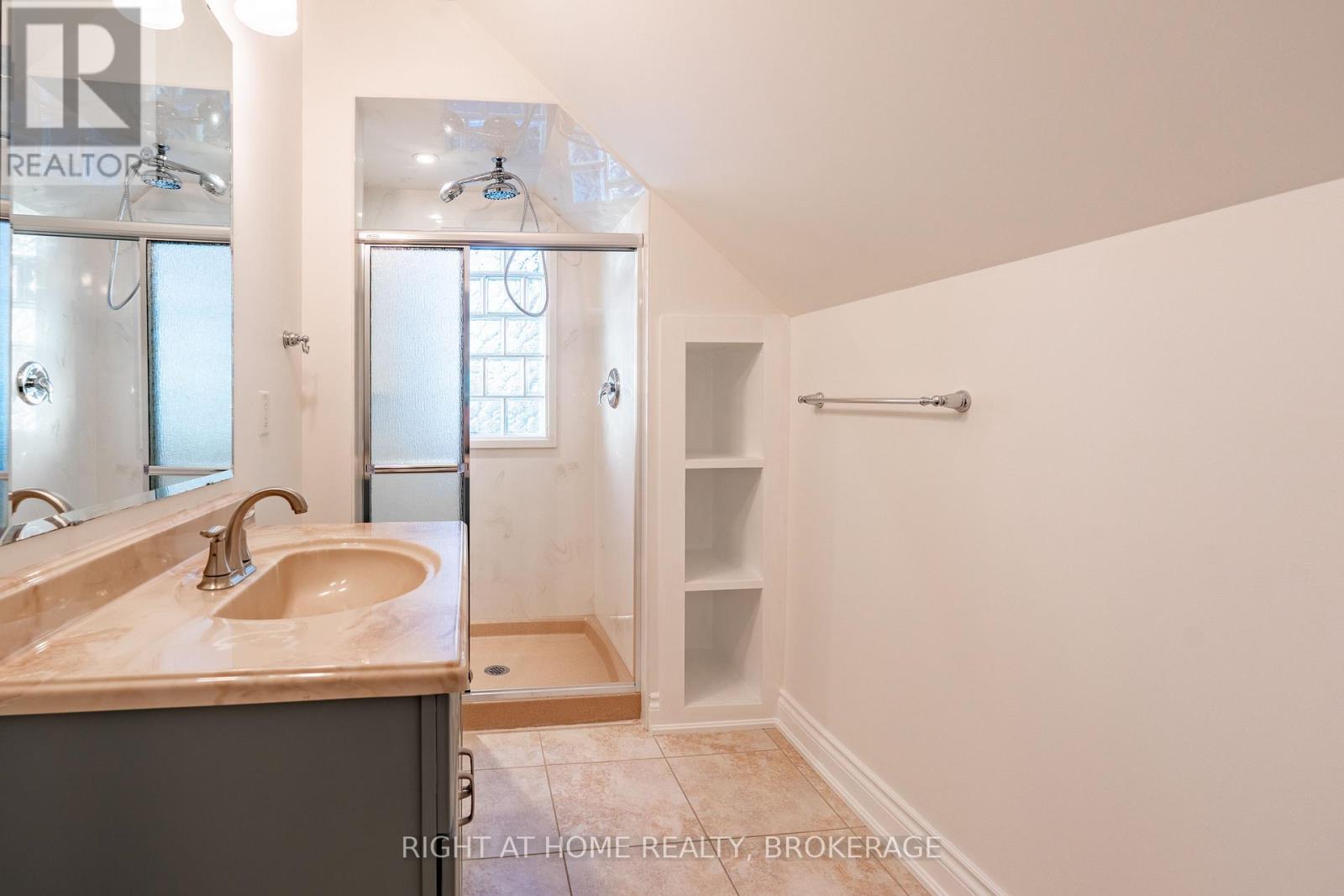 6 32nd Street E, Hamilton, Ontario  L8V 3R6 - Photo 14 - X11959716