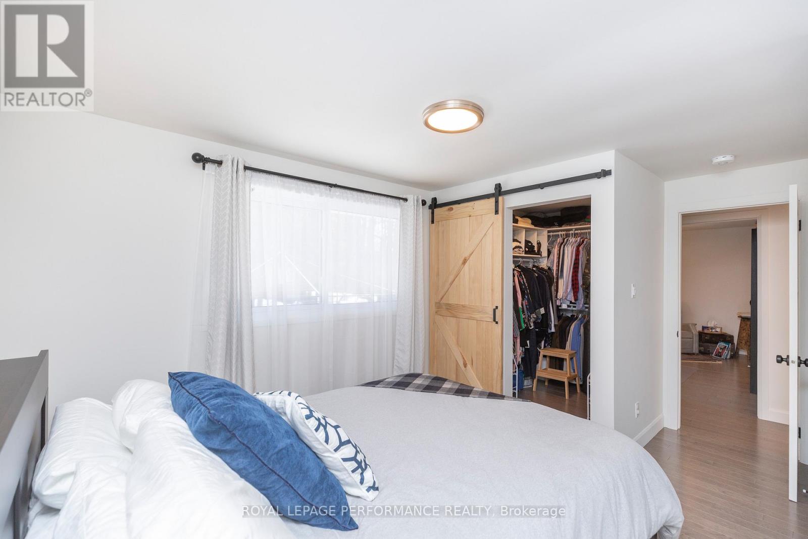 2018 Quincy Avenue, Ottawa, Ontario  K1J 6B3 - Photo 13 - X12484858