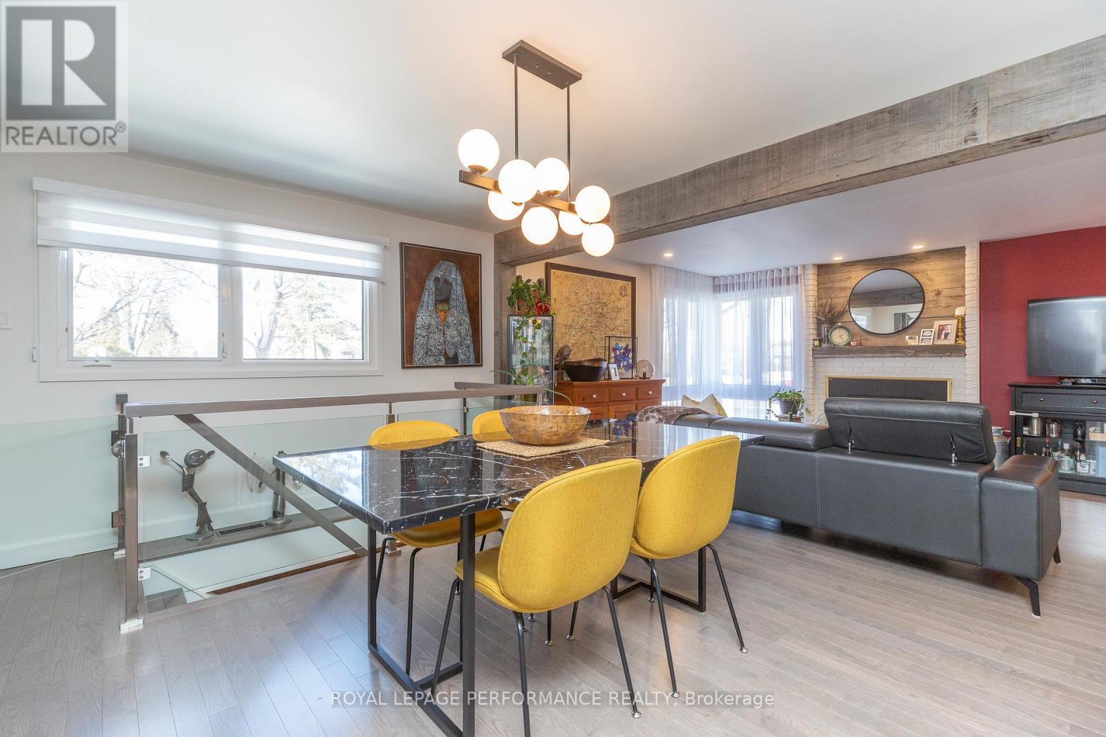2018 Quincy Avenue, Ottawa, Ontario  K1J 6B3 - Photo 9 - X12484858