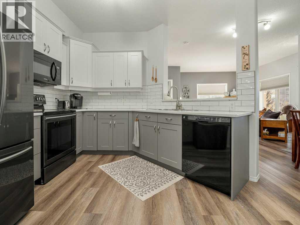 235, 2020 32 Street S, Lethbridge, Alberta  T1K 7T9 - Photo 12 - A2266197