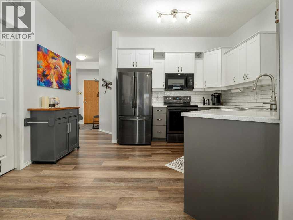 235, 2020 32 Street S, Lethbridge, Alberta  T1K 7T9 - Photo 13 - A2266197