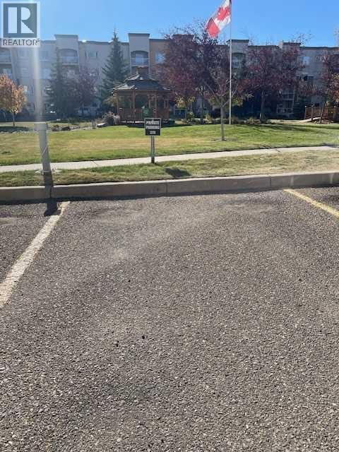 235, 2020 32 Street S, Lethbridge, Alberta  T1K 7T9 - Photo 34 - A2266197