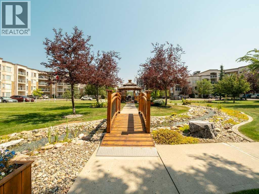 235, 2020 32 Street S, Lethbridge, Alberta  T1K 7T9 - Photo 38 - A2266197