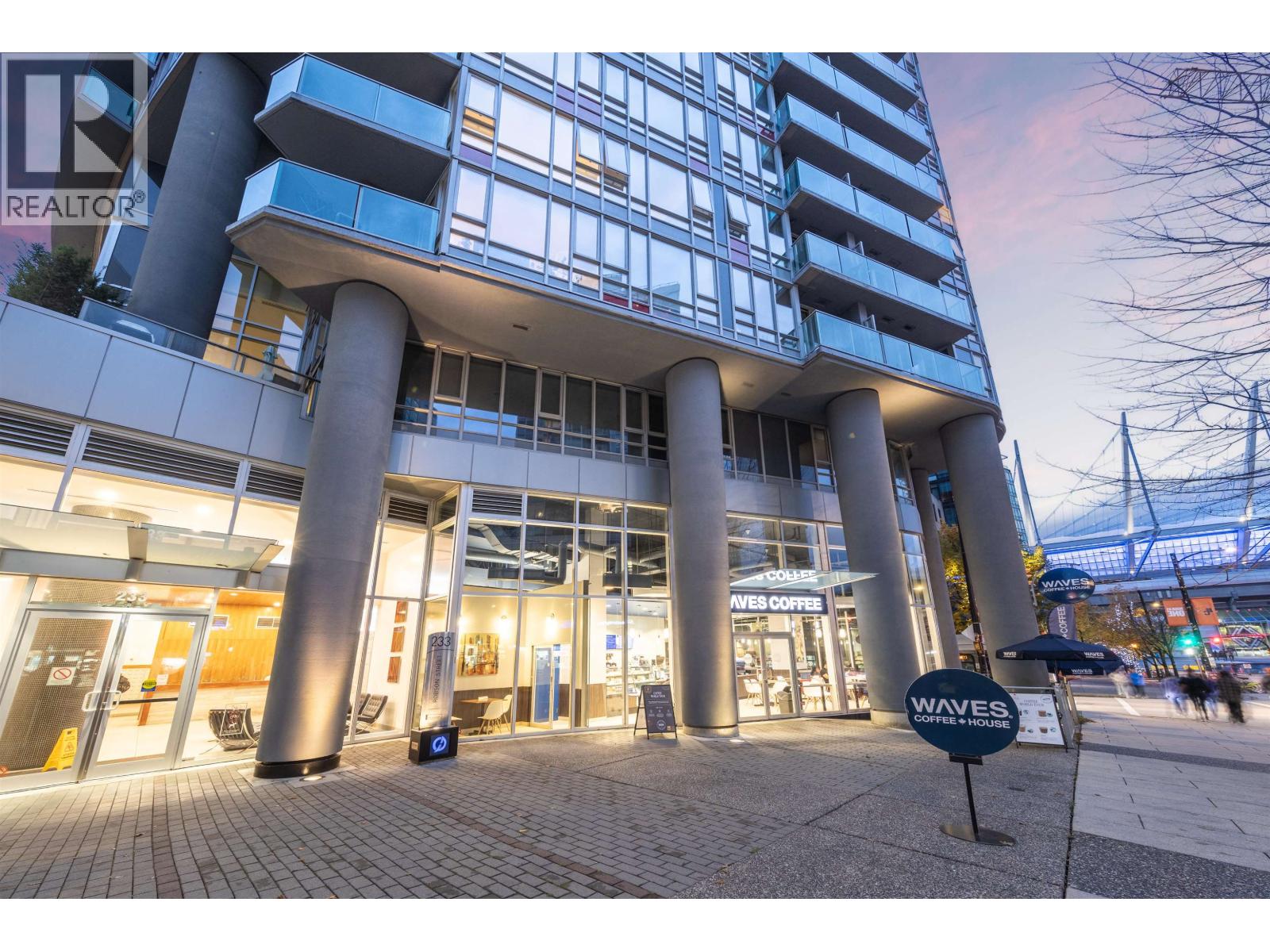 1606 233 Robson Street, Vancouver, British Columbia  V6B 0E8 - Photo 2 - R3062378