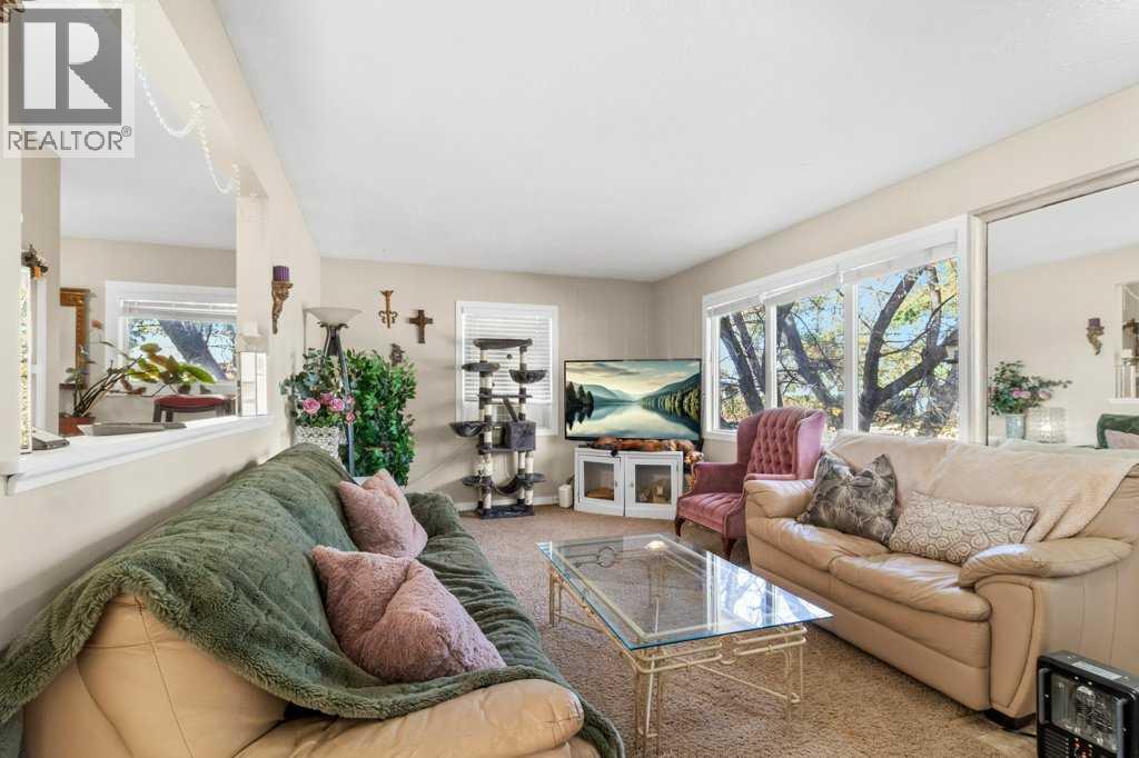 3719 50 Street, Red Deer, Alberta  T2P 1E2 - Photo 6 - A2262679