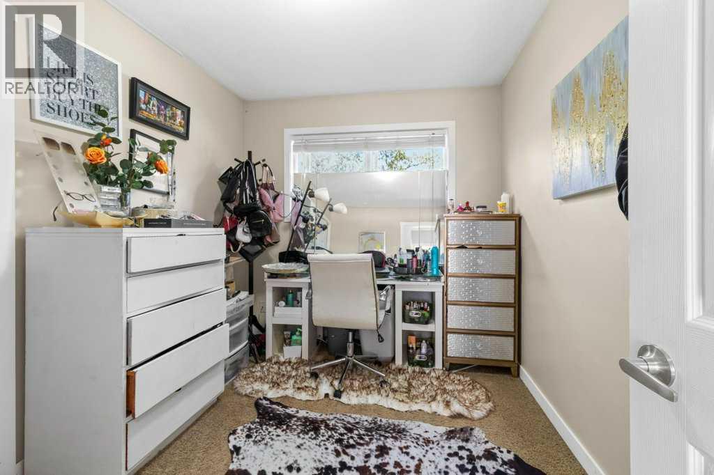 3719 50 Street, Red Deer, Alberta  T2P 1E2 - Photo 11 - A2262679