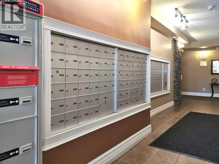 129, 369 Rocky Vista Park Nw, Calgary, Alberta  T3G 5K7 - Photo 3 - A2246144