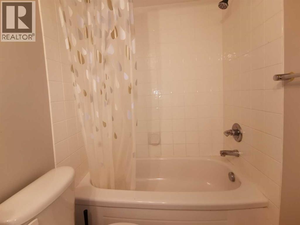 129, 369 Rocky Vista Park Nw, Calgary, Alberta  T3G 5K7 - Photo 26 - A2246144