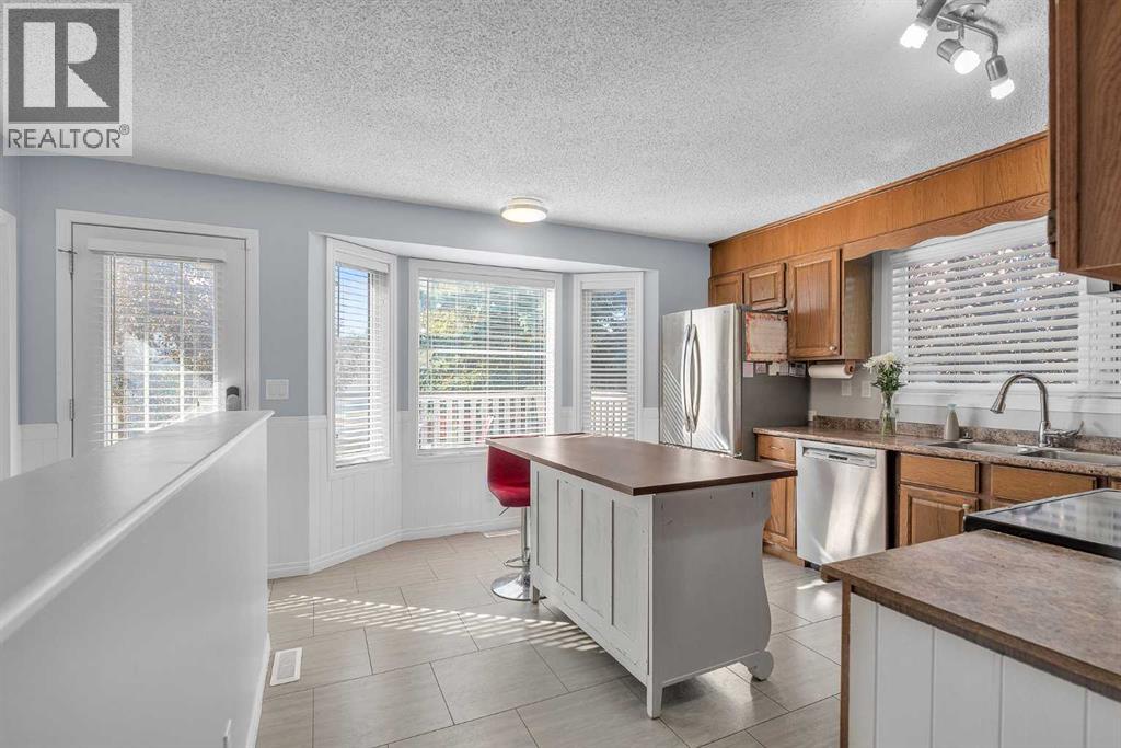 1318 Whitfield Avenue, Crossfield, Alberta  T0M 0S0 - Photo 12 - A2257703