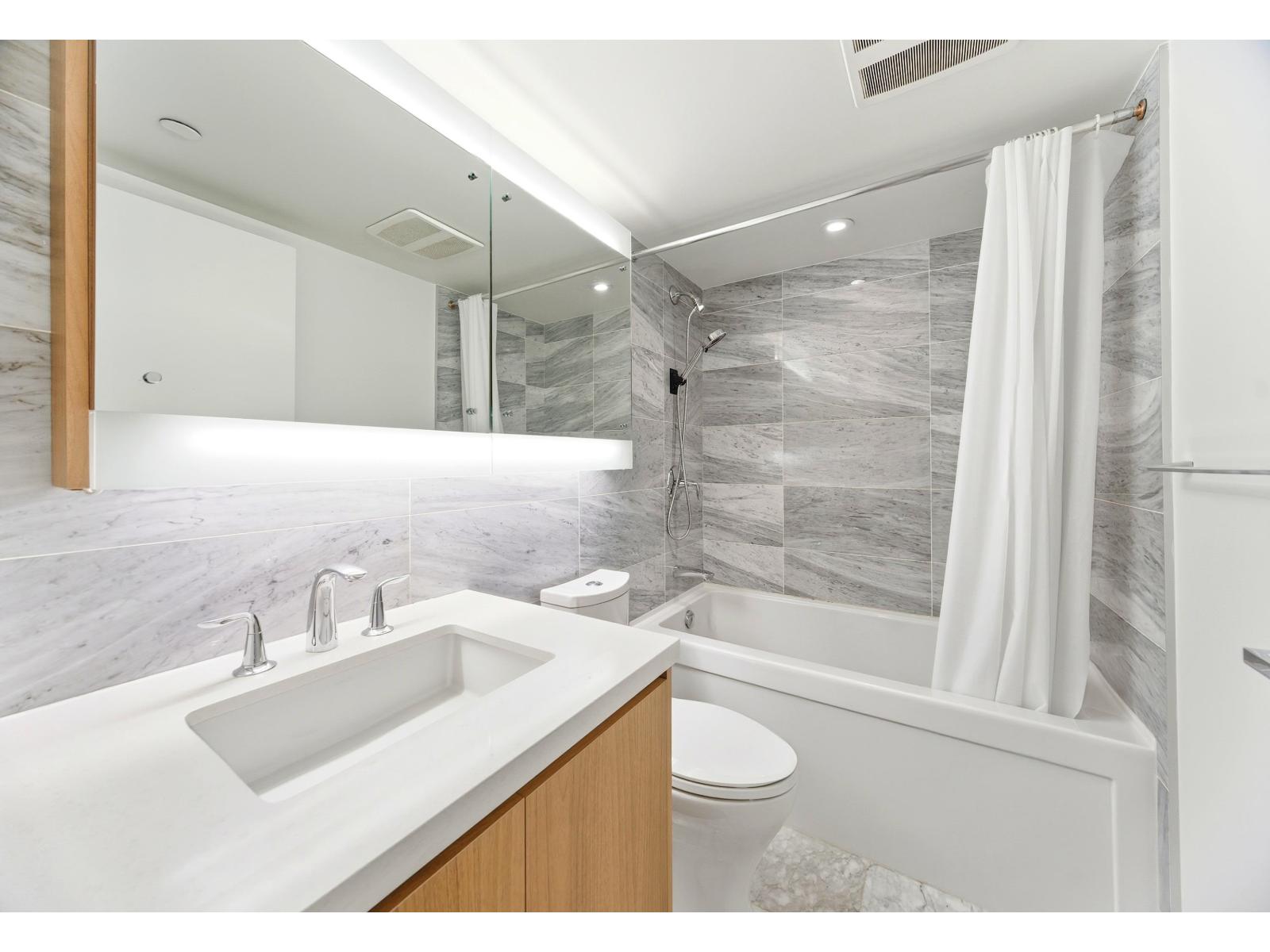 2711 13696 100 Avenue, Surrey, British Columbia  V3T 0L5 - Photo 18 - R3062313
