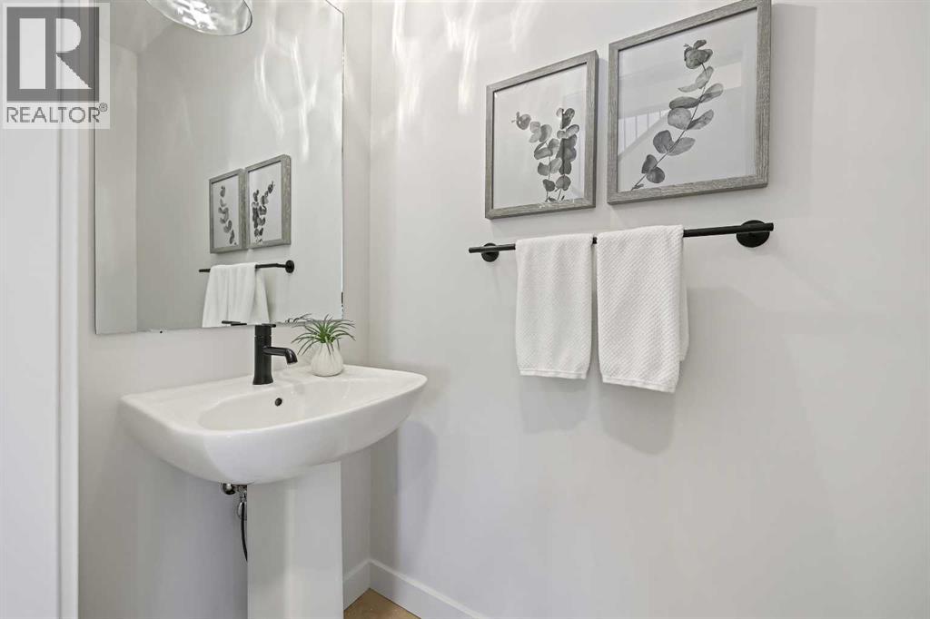 634 Bayview Lane Sw, Airdrie, Alberta  T4B 5M4 - Photo 12 - A2266583