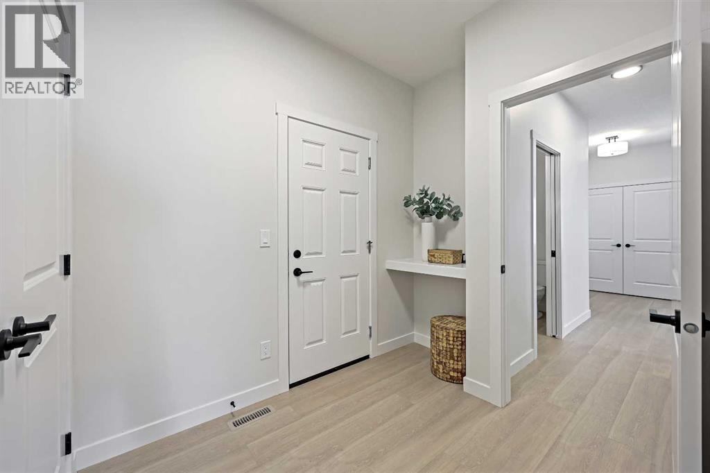 634 Bayview Lane Sw, Airdrie, Alberta  T4B 5M4 - Photo 11 - A2266583