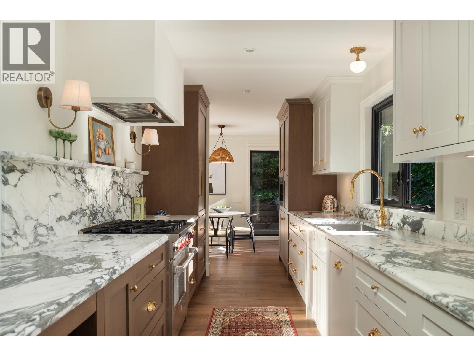 5075 Howe Sound Lane, West Vancouver, British Columbia  V7W 1L4 - Photo 13 - R3062371