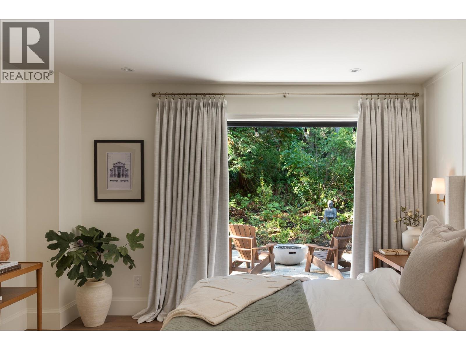 5075 Howe Sound Lane, West Vancouver, British Columbia  V7W 1L4 - Photo 19 - R3062371