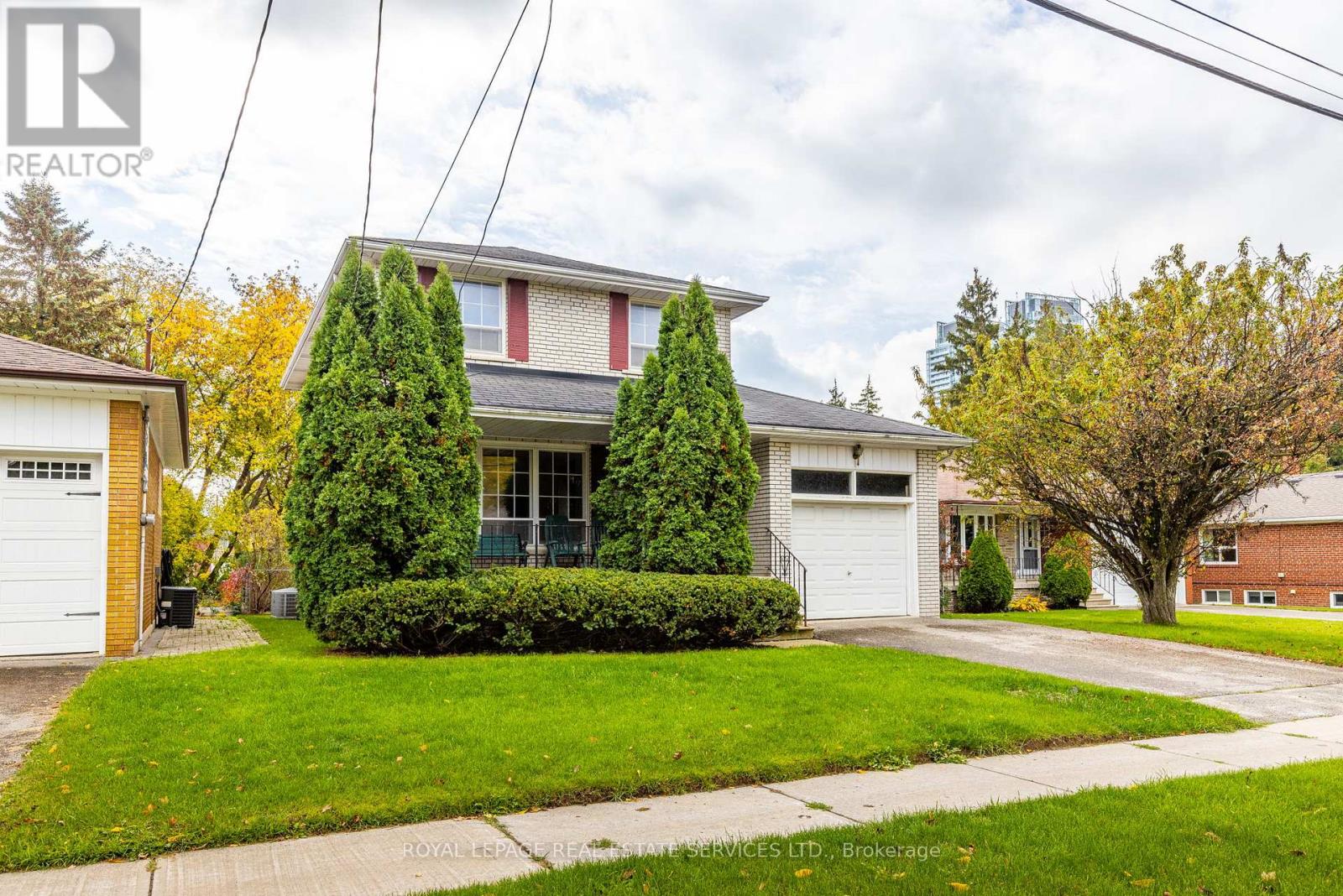 29 DOVERWOOD COURT, Toronto, Ontario
