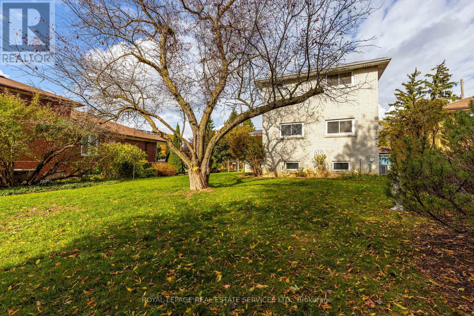 29 Doverwood Court, Toronto, Ontario  M2M 2G6 - Photo 35 - C12484821