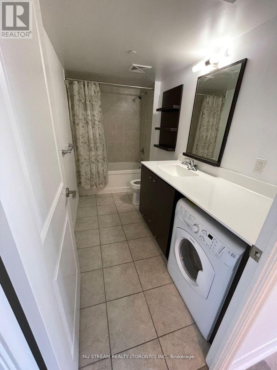 2204 - 275 Yorkland Road, Toronto, Ontario  M2J 0B4 - Photo 6 - C12484822