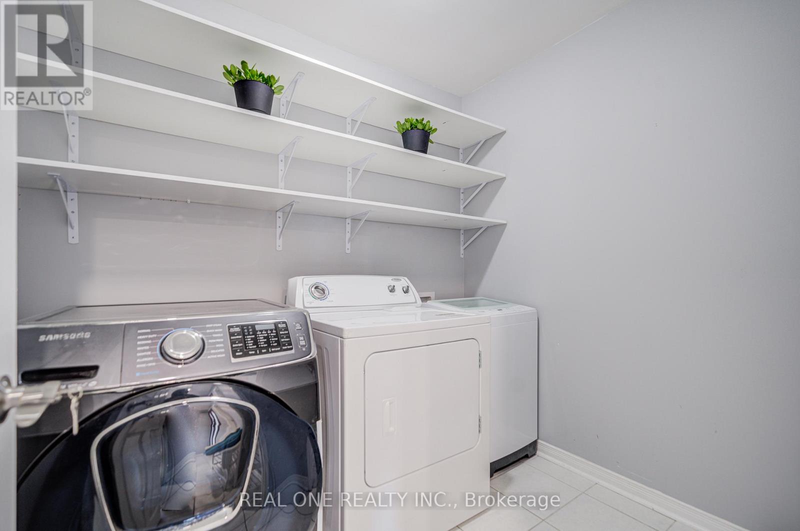 118 Shepton Way, Toronto, Ontario  M1V 5N5 - Photo 12 - E12484819
