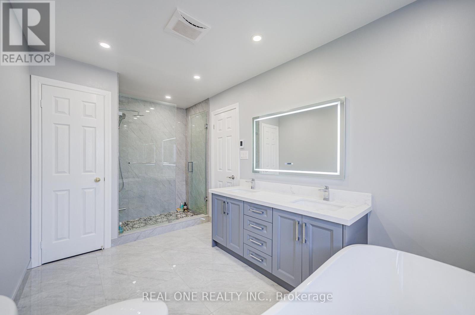 118 Shepton Way, Toronto, Ontario  M1V 5N5 - Photo 24 - E12484819