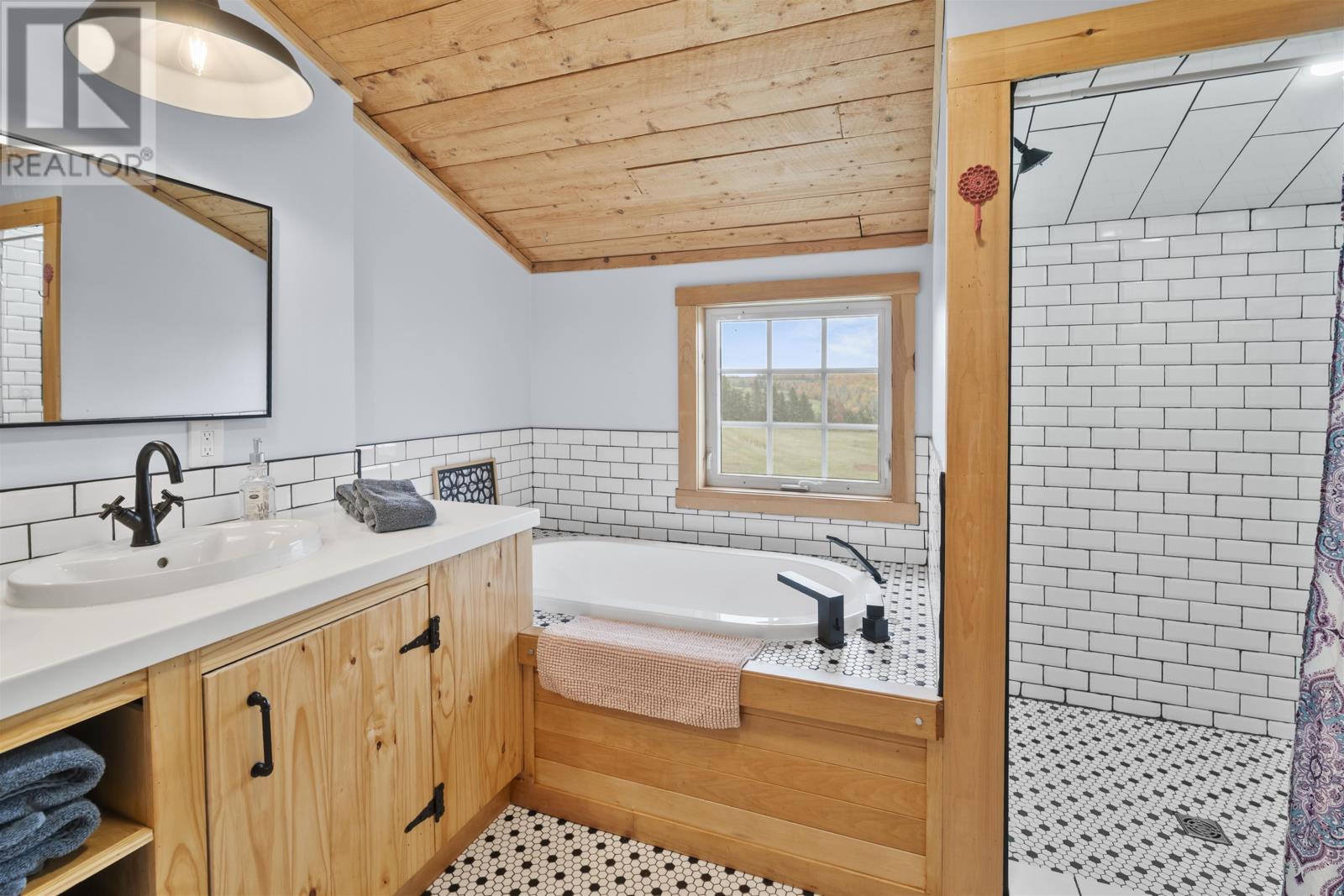 307 Rte 13, Crapaud, Prince Edward Island  C0A 1J0 - Photo 30 - 202526709