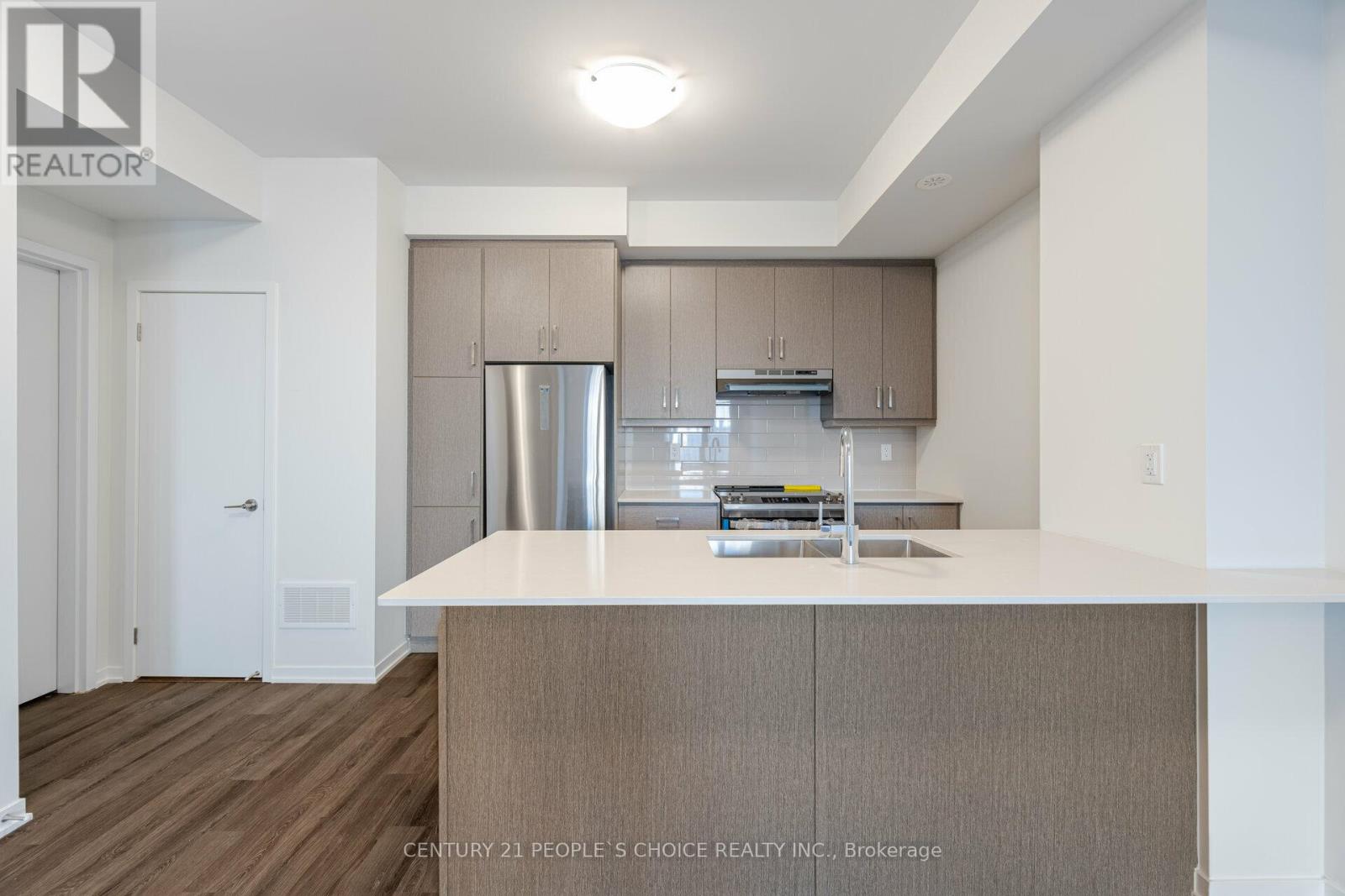 Th 263 - 150 Honeycrisp Crescent, Vaughan, Ontario  L4K 0N7 - Photo 9 - N12484838