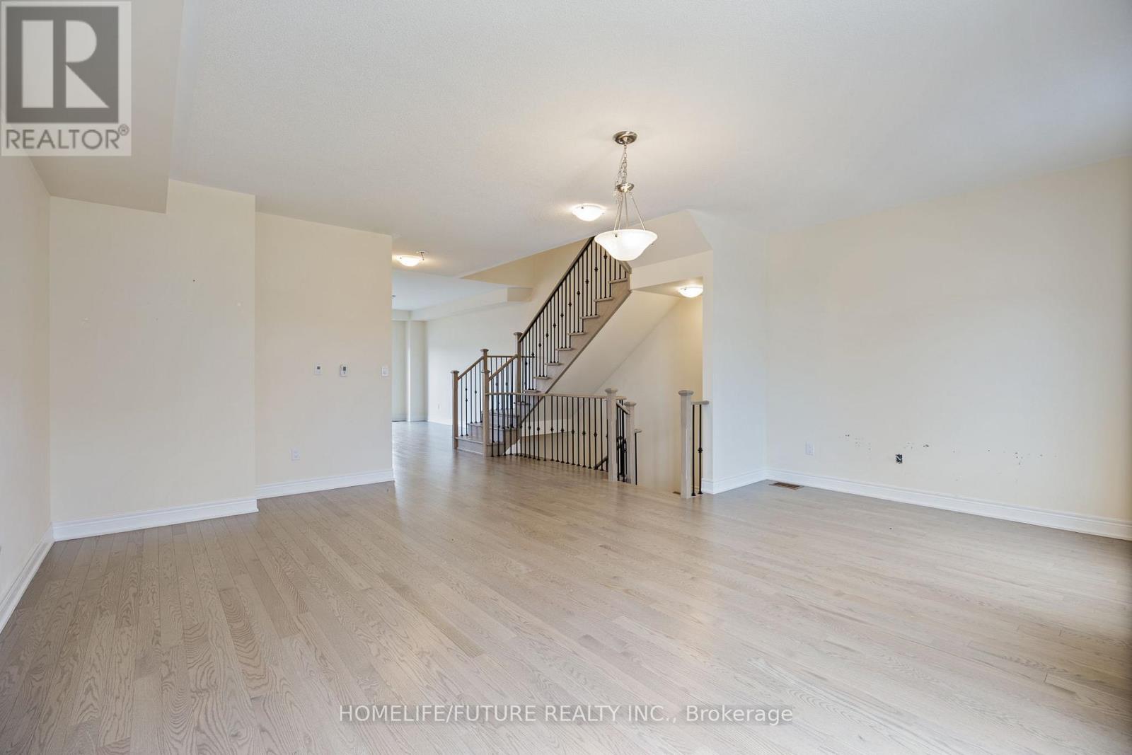 38 Andress Way, Markham, Ontario  L3S 0E9 - Photo 18 - N12484840