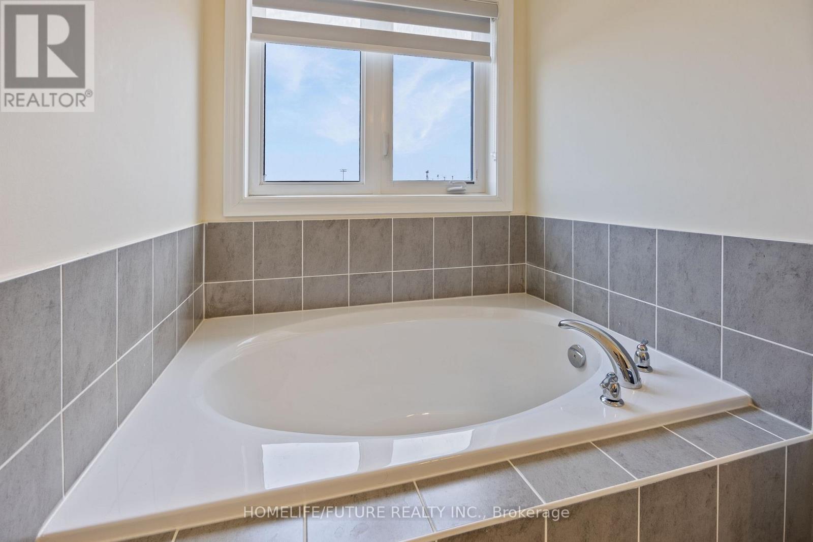 38 Andress Way, Markham, Ontario  L3S 0E9 - Photo 33 - N12484840
