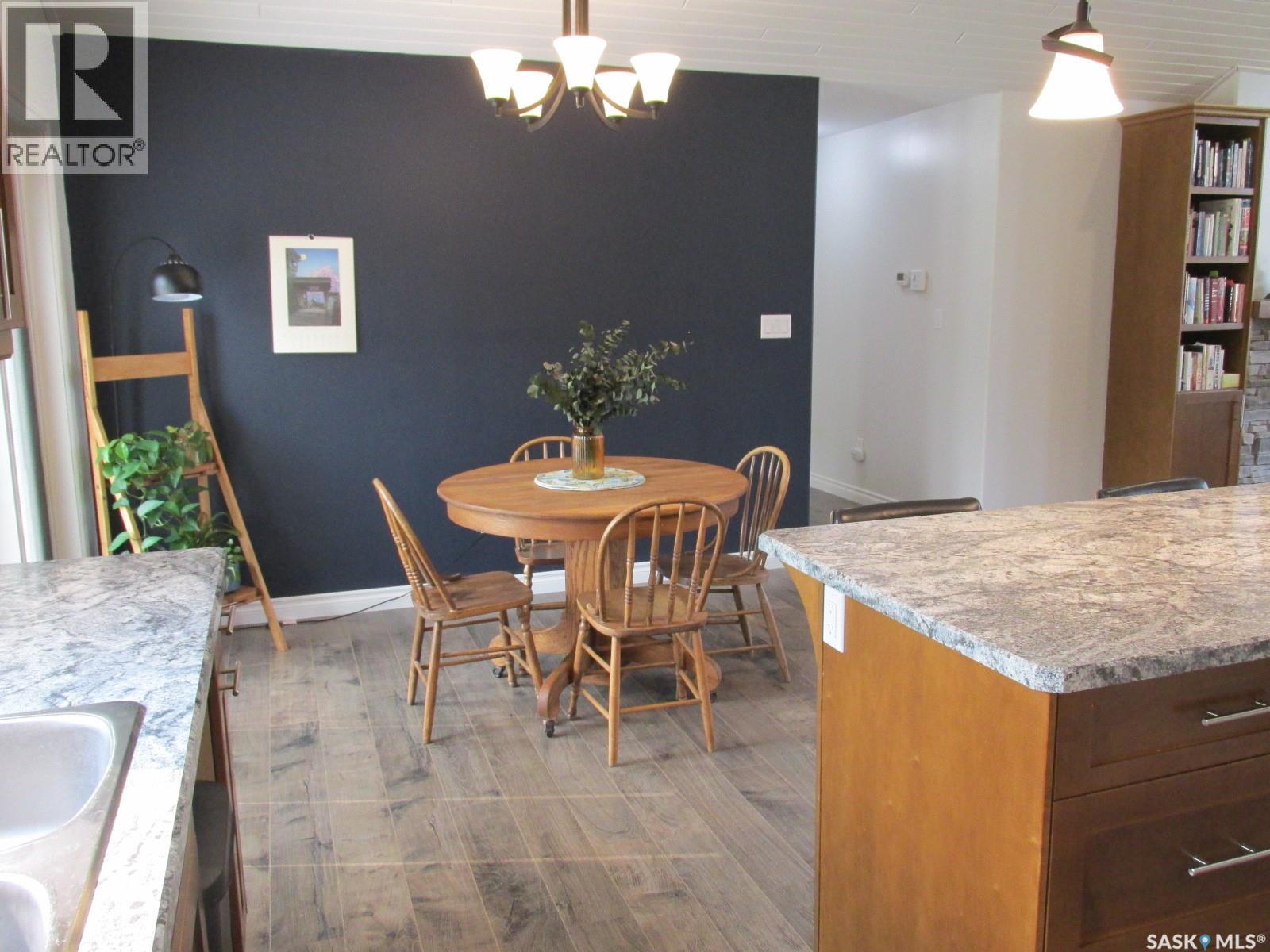 660 Park Road, Zenon Park, Saskatchewan  S0E 1W0 - Photo 11 - SK009503