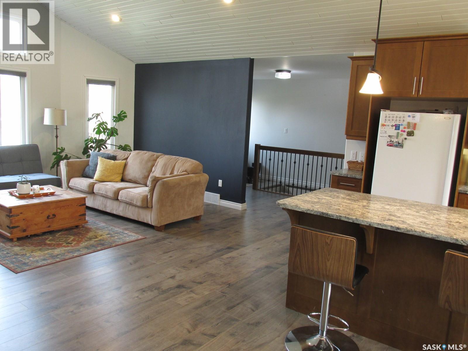 660 Park Road, Zenon Park, Saskatchewan  S0E 1W0 - Photo 14 - SK009503