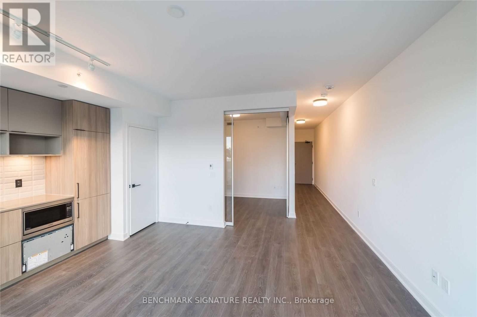 816 - 60 Tannery Road, Toronto, Ontario  M5A 0S8 - Photo 4 - C12484848