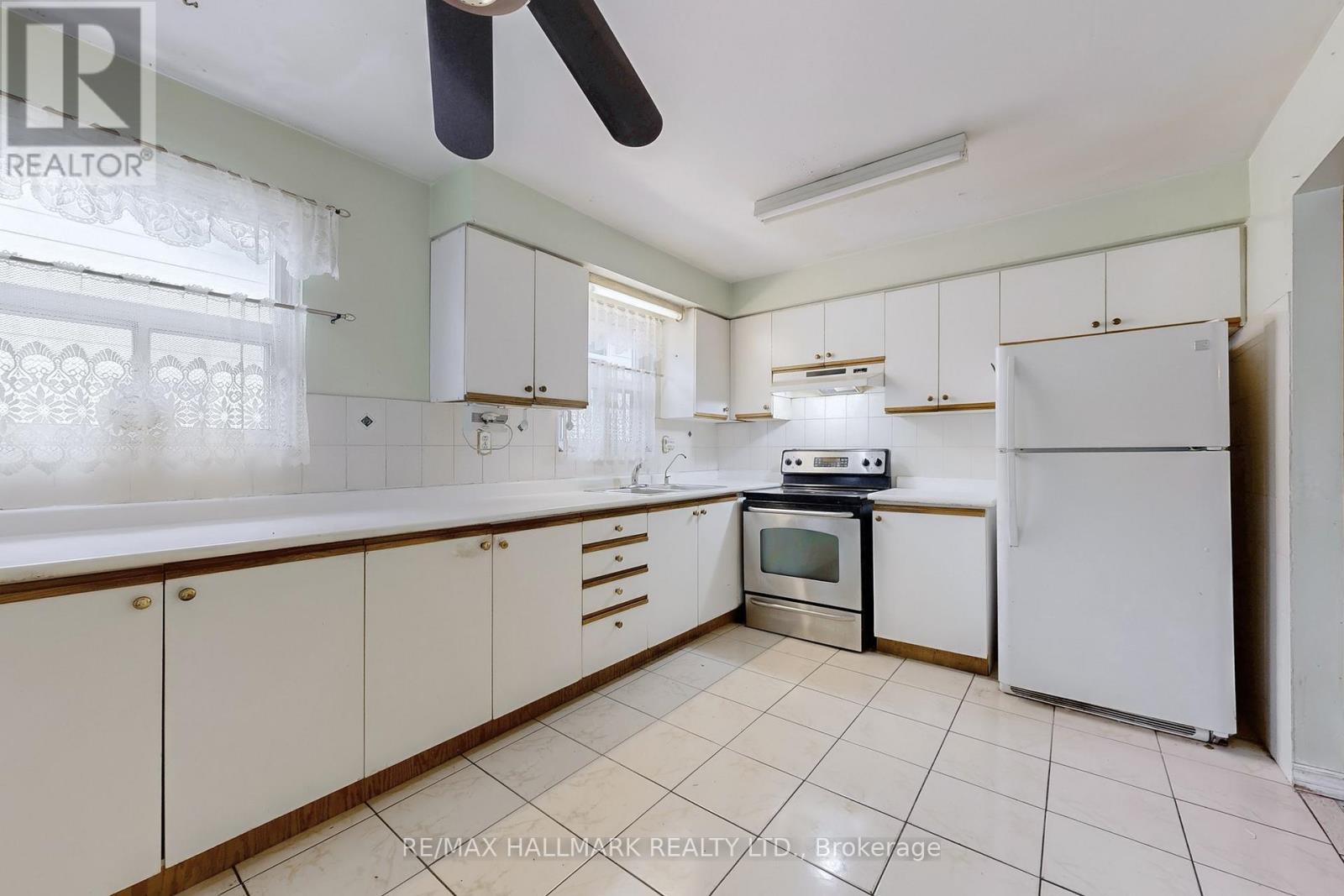 34 Yucatan Road, Toronto, Ontario  M2H 2K8 - Photo 11 - C12484857