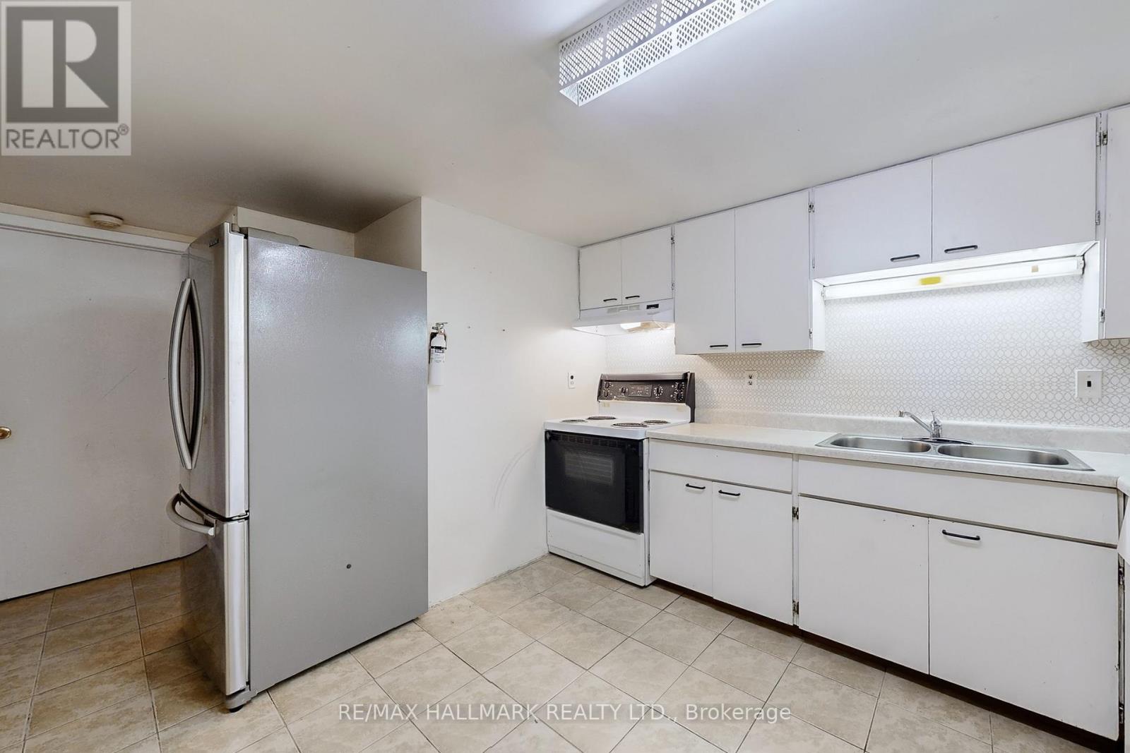 34 Yucatan Road, Toronto, Ontario  M2H 2K8 - Photo 38 - C12484857