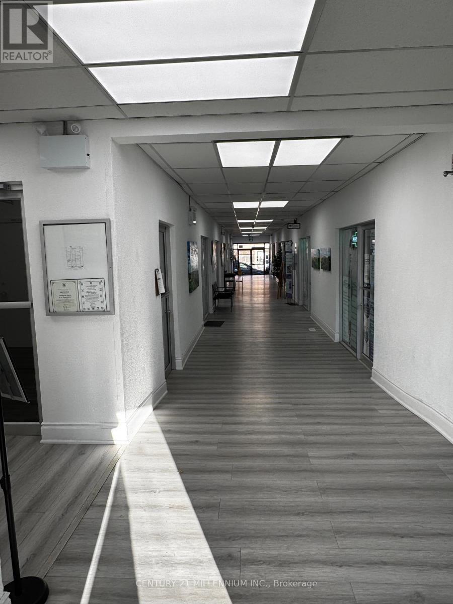 107 - 28 Mill Street, Orangeville, Ontario  L9W 2M3 - Photo 12 - W12484832