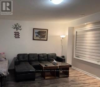 8 Vanhorne Close, Brampton, Ontario  L7A 0X7 - Photo 9 - W12484836