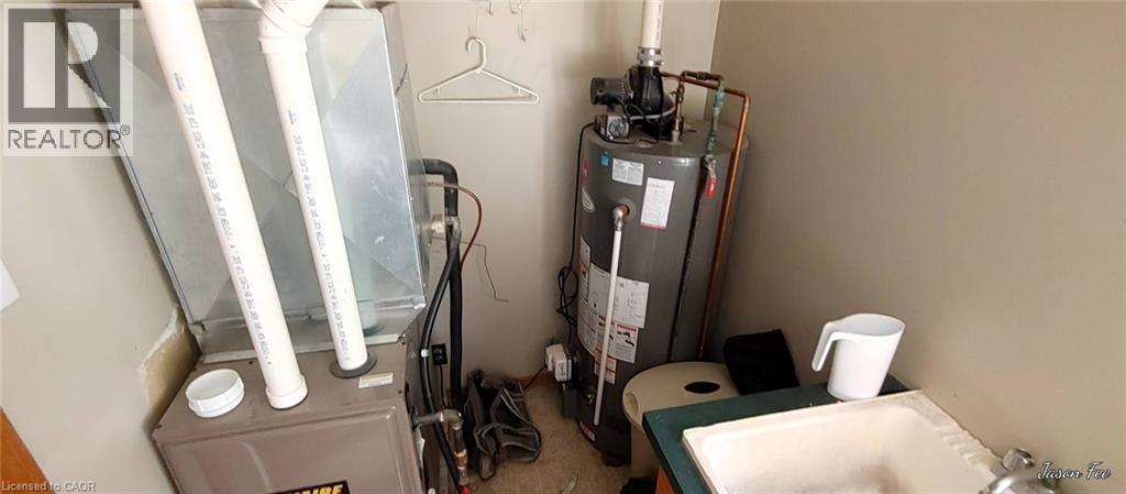 520 Alder Street E, Dunnville, Ontario  N1A 1E6 - Photo 12 - 40782640