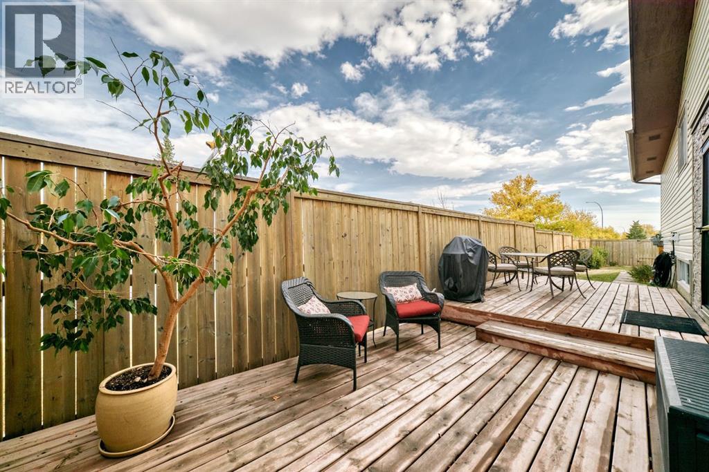 8432 Berkley Road Nw, Calgary, Alberta  T3K 1B4 - Photo 40 - A2260578