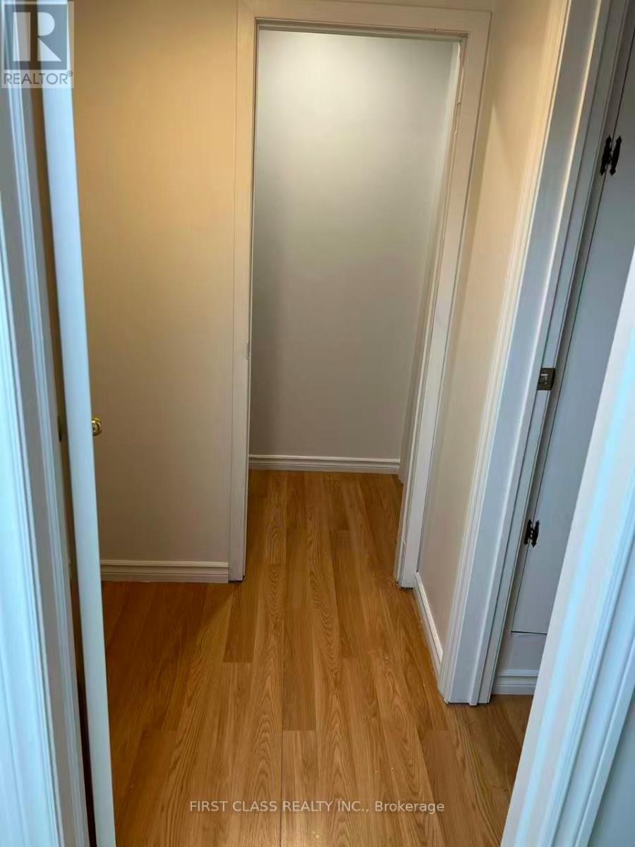 Lower - 51 Chase Court, Markham, Ontario  L3S 1V6 - Photo 7 - N12484861