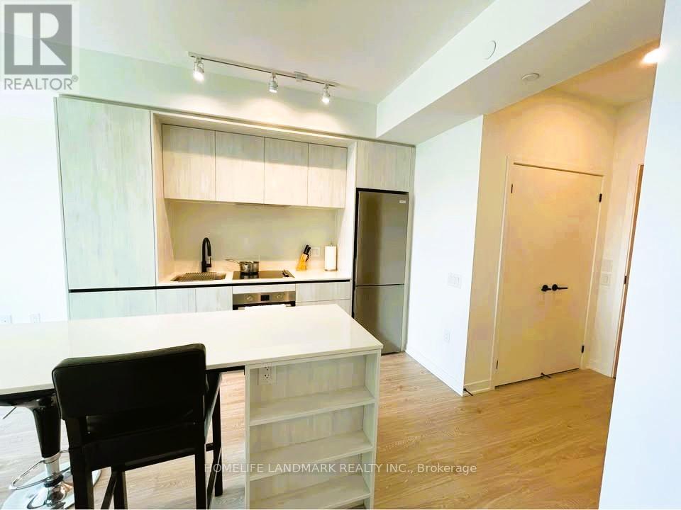 1405 - 2495 Eglinton Avenue W, Mississauga, Ontario  L5M 2V8 - Photo 4 - W12483236