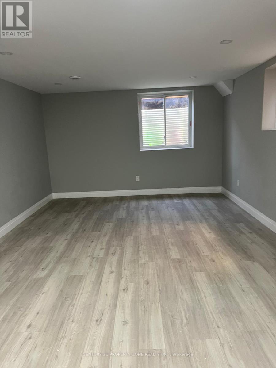 Lower - 3002 Heardcreek Trail, London North, Ontario  N6G 2S7 - Photo 5 - X12426096