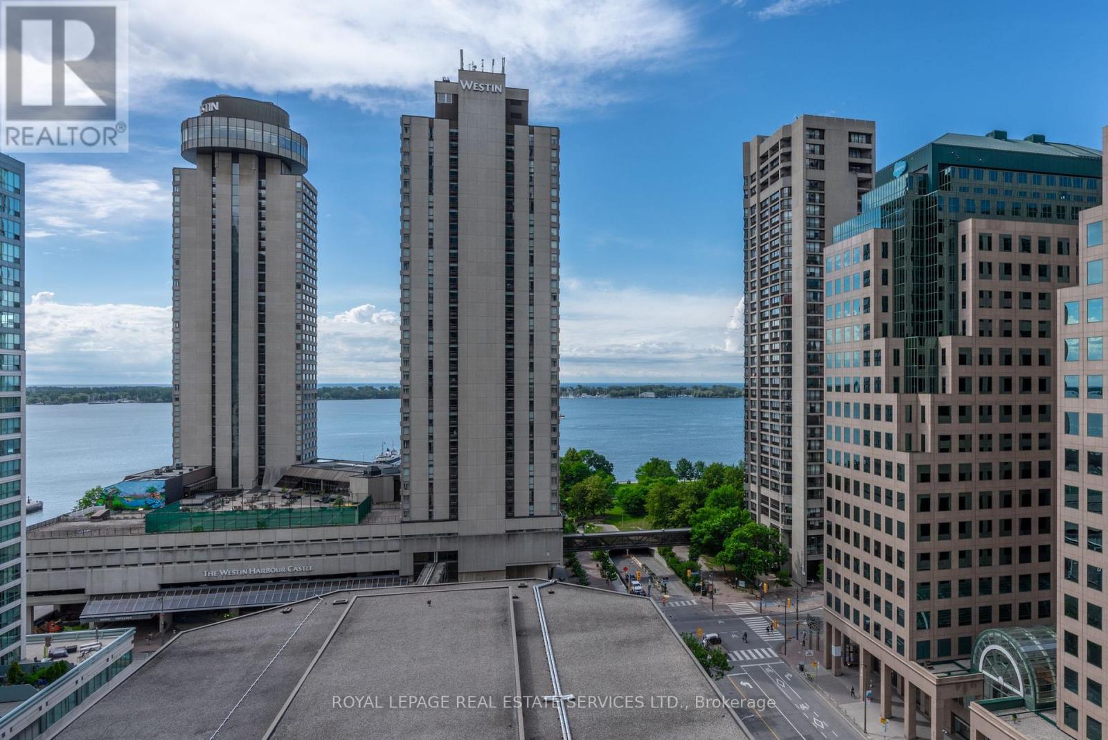 2011 - 33 Bay Street, Toronto, Ontario  M5J 2Z3 - Photo 3 - C12477680